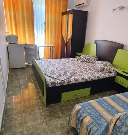 Apartment Cazare Garsoniere - Zona Luna Park Prichindel *