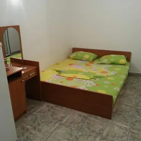 Cazare Garsoniere - Zona Luna Park Prichindel Apartment *