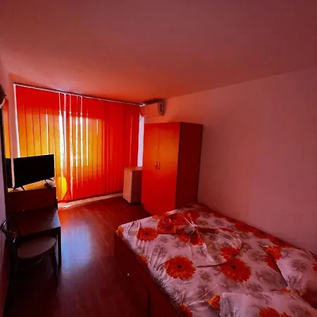 Apartment Cazare Garsoniere - Zona Luna Park Prichindel *