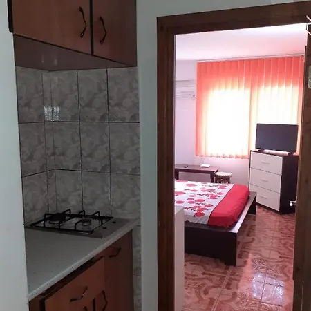 Apartment Cazare Garsoniere - Zona Luna Park Prichindel Neptun